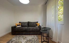 Lana Studio